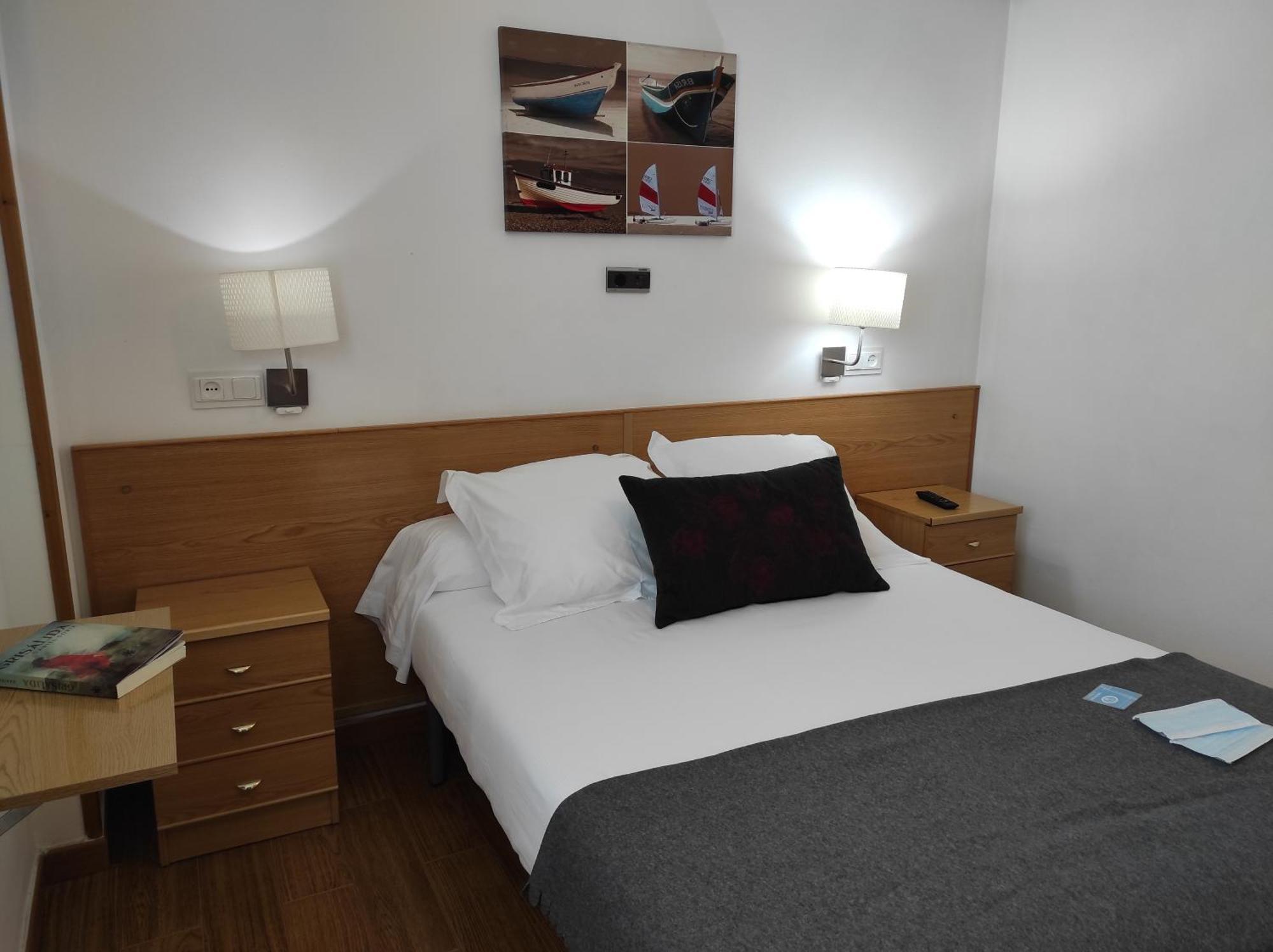 Hotel La Casa Del Abuelo Tapia De Casariego Bagian luar foto